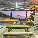 İslamlar 1 Bedroom Secluded With Private Pool Hot Tub * Kalkan
