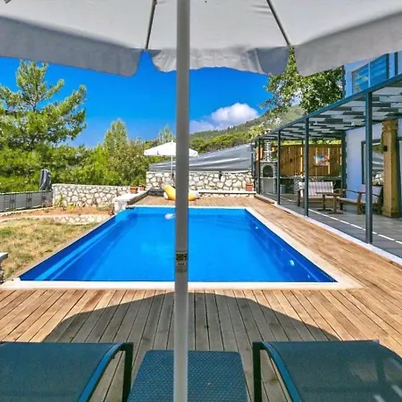 İslamlar 1 Bedroom Secluded With Private Pool Hot Tub Villa Kalkan