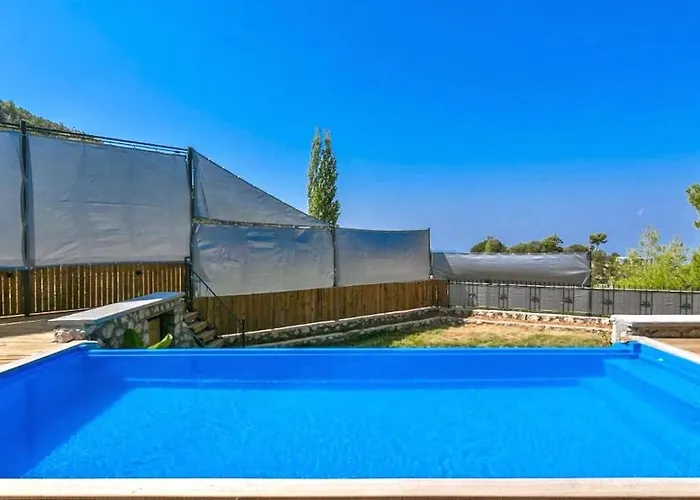İslamlar 1 Bedroom Secluded With Private Pool Hot Tub Kalkan