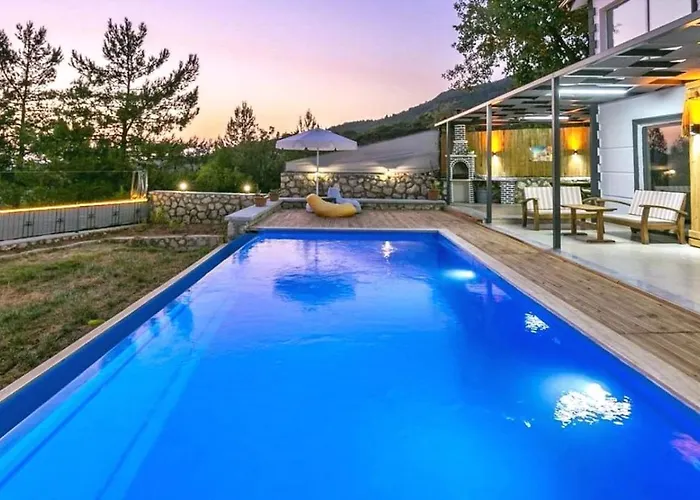 Villa İslamlar 1 Bedroom Secluded With Private Pool Hot Tub Kalkan