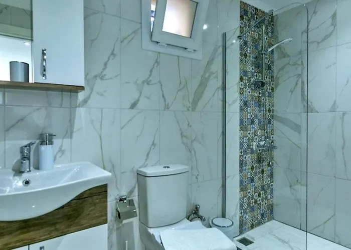 İslamlar 1 Bedroom Secluded With Private Pool Hot Tub Villa Kalkan