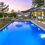 וילה İslamlar 1 Bedroom Secluded With Private Pool Hot Tub קלקן