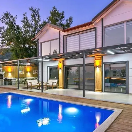 İslamlar 1 Bedroom Secluded With Private Pool Hot Tub Villa *